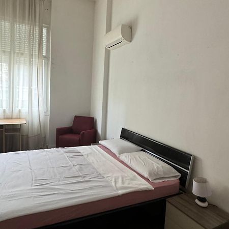 Ambassador Tirana Apartment Εξωτερικό φωτογραφία